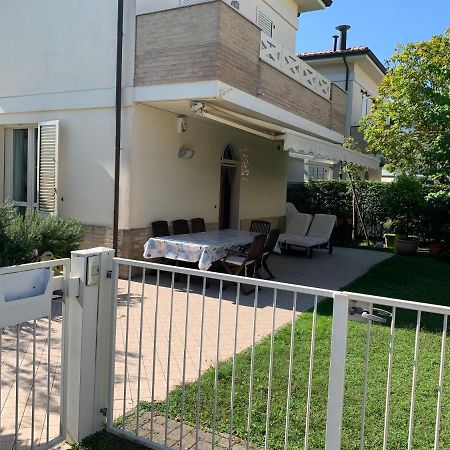 Medusablu121 Punta Marina Exterior photo